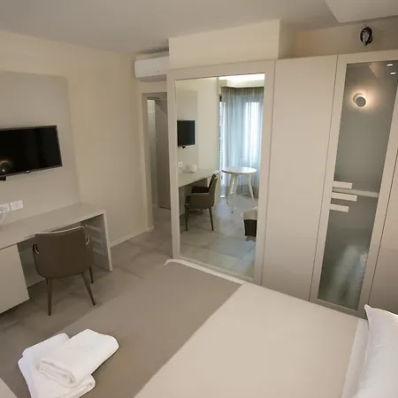 Nocleg ze śniadaniem Chez Moi Centro 4*