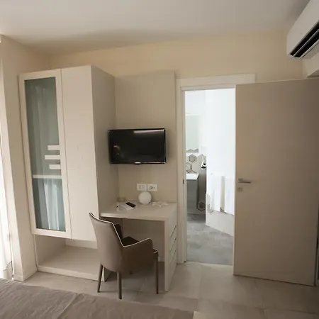 Chez Moi Centro 4*