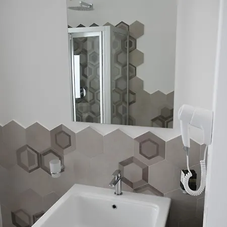 Chez Moi Centro Panzió 4*