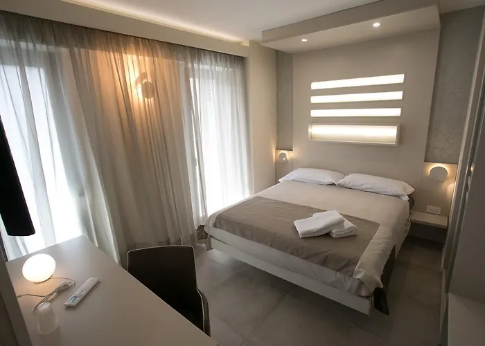 Alojamento de Acomodação e Pequeno-almoço Chez Moi Centro 4*